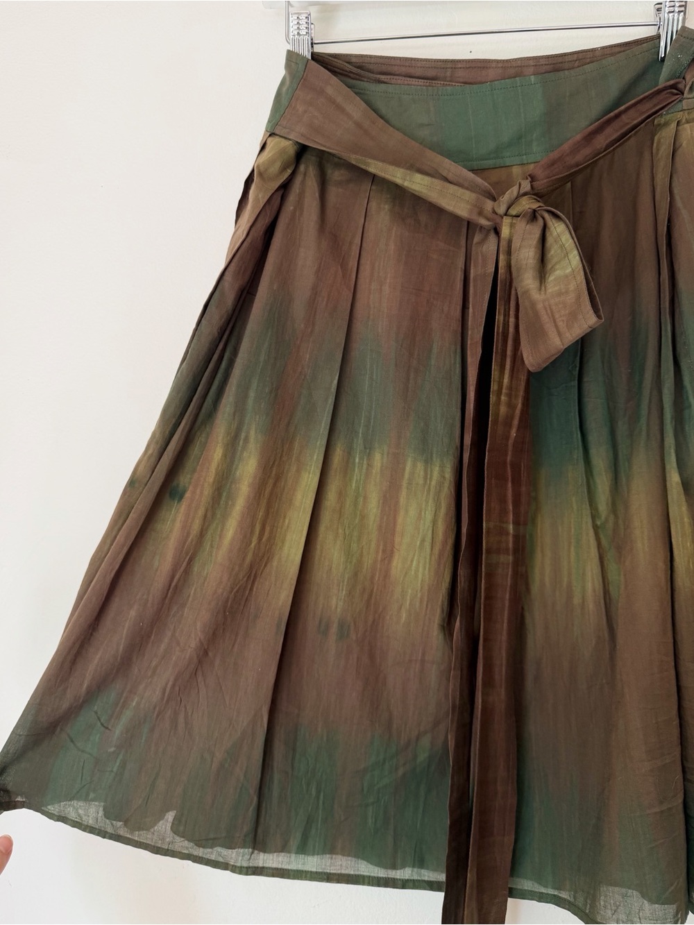 Theory Ombre Midi Wrap Skirt in Green and Brown with Tie Waist - Picture 4 of 5